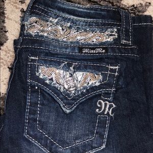 Miss me little girls